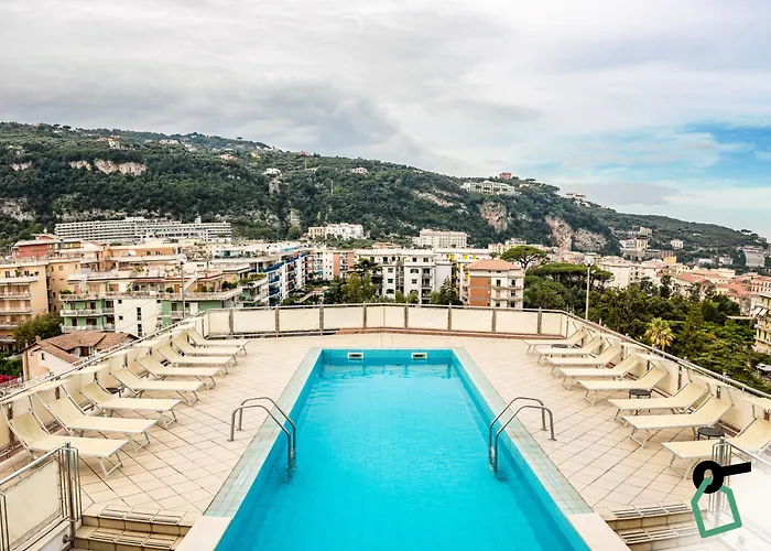 Hotiday Collection - 4*