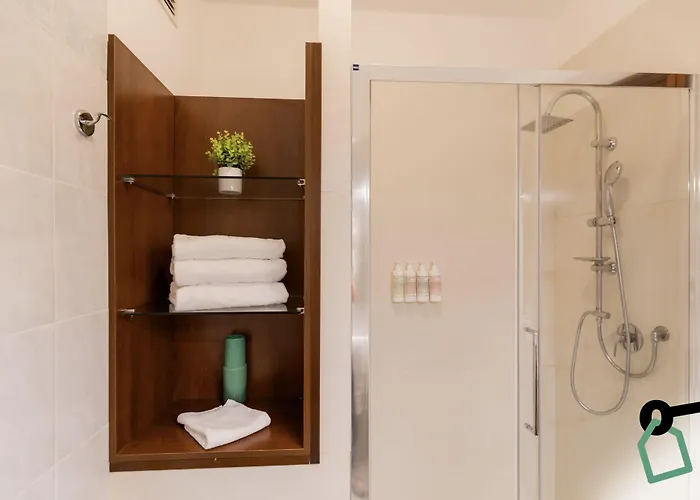 Hotiday Collection - Готель Сорренто