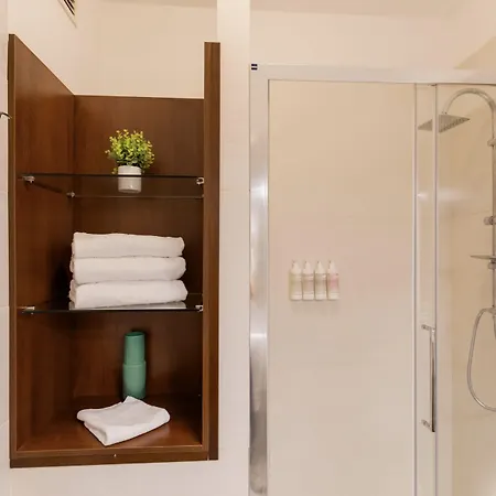 Hotiday Collection - מלון סורנטו