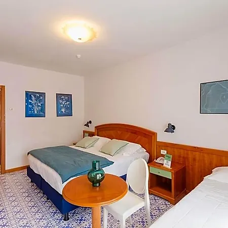 Hotiday Collection - Hotel 4*