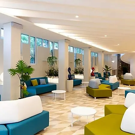 Hotel Hotiday Collection - 4*