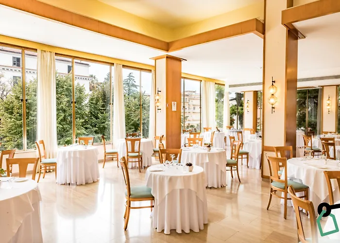 Hotiday Collection - 4*