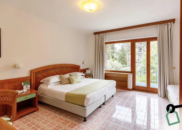 Hotiday Collection - 4*