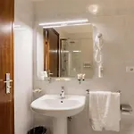 Hotiday Hotel 4*