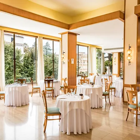 Hotiday Collection - 4*