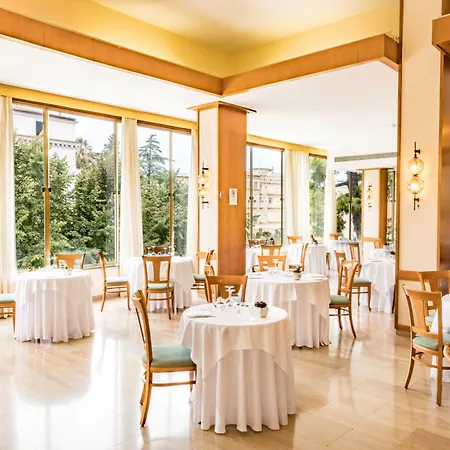 Hotiday Collection - 4*