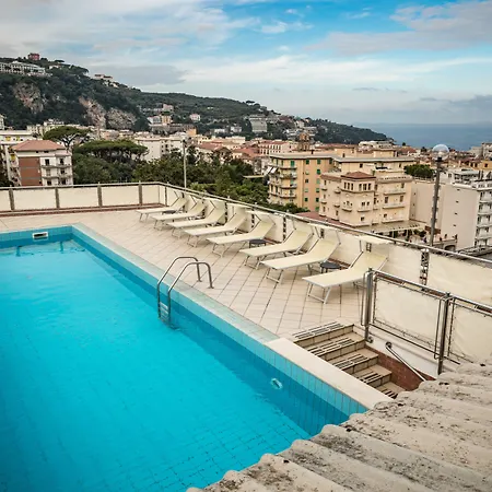 Hotel Hotiday Collection -