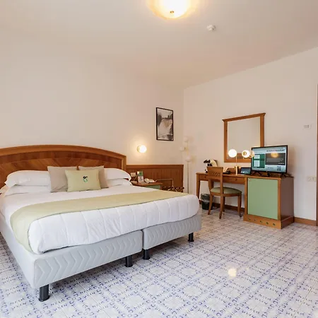 Hotiday Collection - Hotel