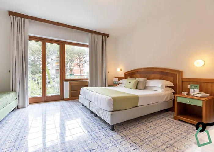 Hotel Hotiday Collection - 4*