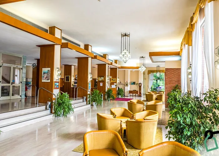 Hotel Hotiday Collection -